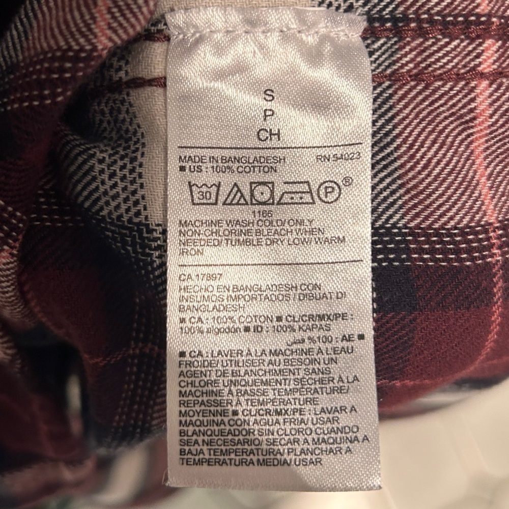 Old Navy | Double Brushed Flannel Shirt in Maroon/Black/White Plaid (Small) - Picture 10 of 11